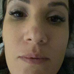 Meet your Posher, Caitlin